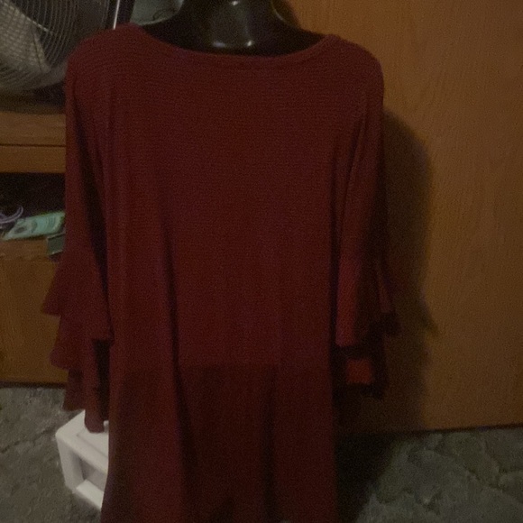 Top - Picture 3 of 4